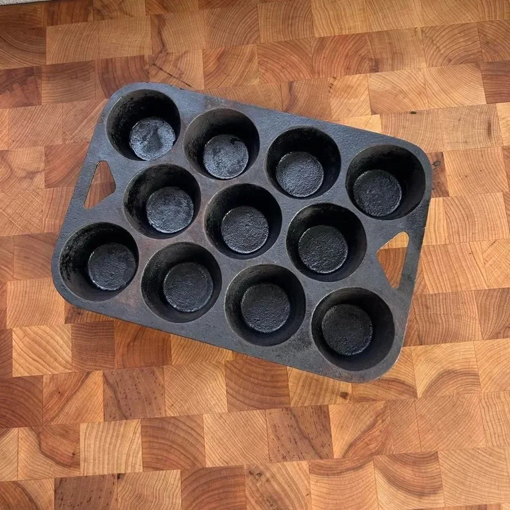 Rare Made in USA Antique No. 2 Cast Iron 11 Hole Muffin Pan - Triangle Holes